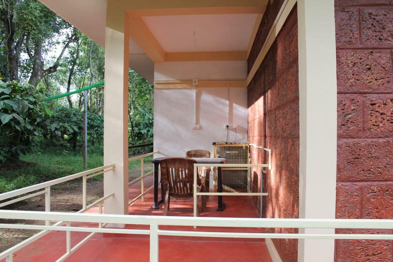 Woodside Homestay Wayanad Batheri Екстериор снимка